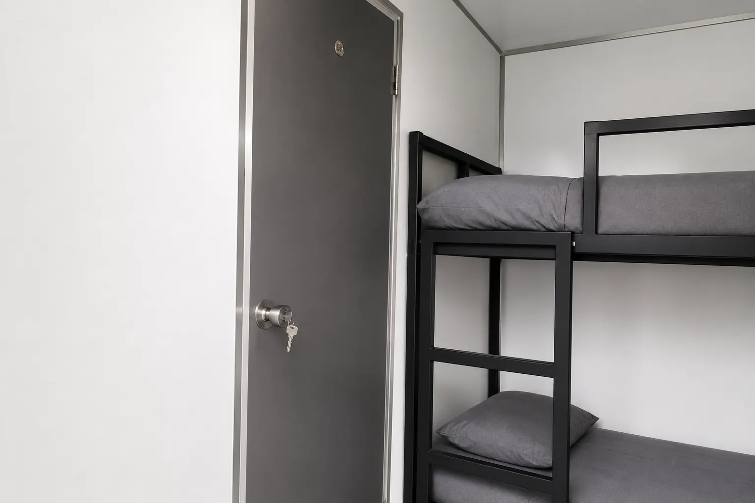 bunk bed door 30kb