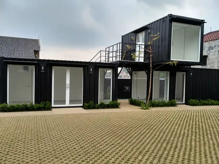 marketing gallery container